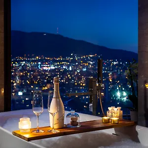 5* Hotel Grand Millennium